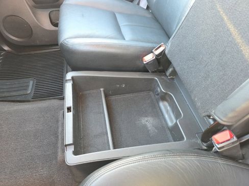 Used 2014 Chevrolet Silverado 2500 LT w/ Interior Plus Package image 16