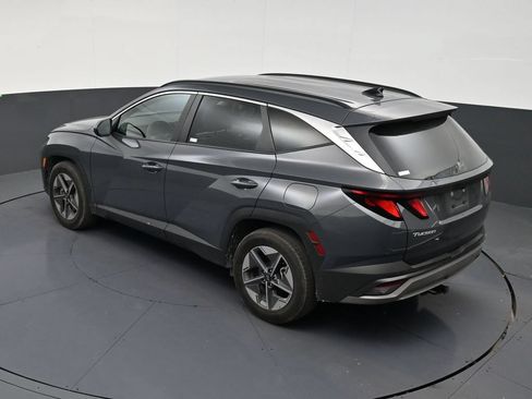 Used 2025 Hyundai Tucson SEL FWD image 14