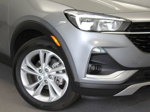 Used 2023 Buick Encore GX Preferred w/ Cold Weather Comfort Package FWD image 3