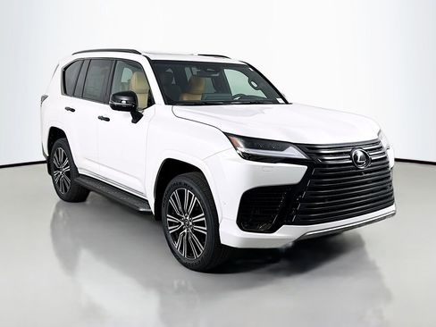 New 2026 Lexus LX 700h Luxury image 4