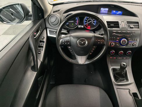 Used 2013 MAZDA MAZDA3 i Touring FWD image 17