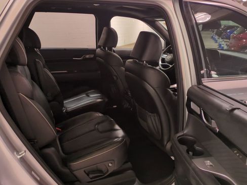 Used 2023 Hyundai Palisade Calligraphy image 13