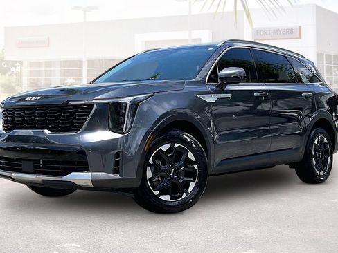 Used 2024 Kia Sorento S AWD/4WD image 29
