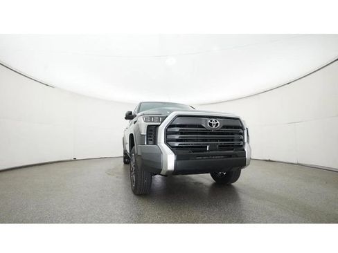 New 2026 Toyota Tundra Limited AWD/4WD image 30