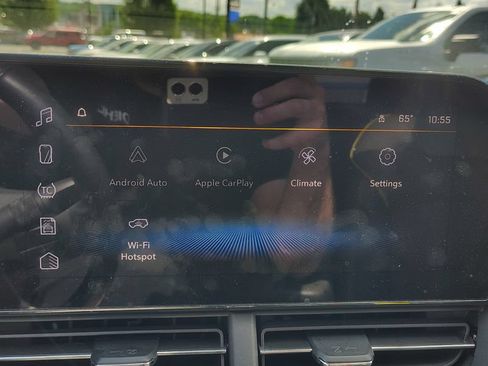 Used 2024 Chevrolet Trax ACTIV w/ Sunroof Package FWD image 16