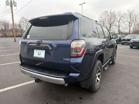 Used 2024 Toyota 4Runner TRD Off-Road Premium image 6