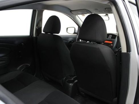 Used 2018 Nissan Versa S Plus FWD image 17