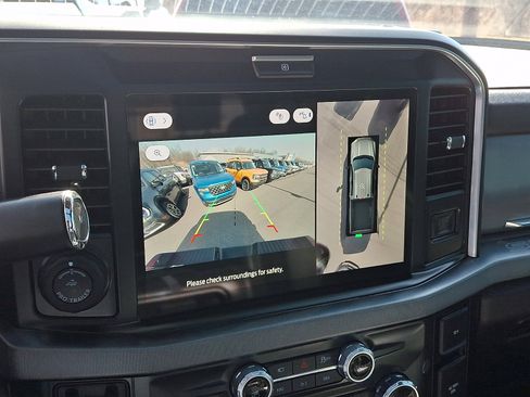 Certified 2025 Ford F350 Platinum image 24