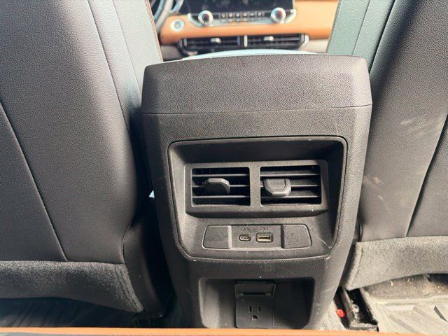 Used 2023 GMC Canyon AT4 w/ Canyon Safety Plus Package AWD/4WD image 15