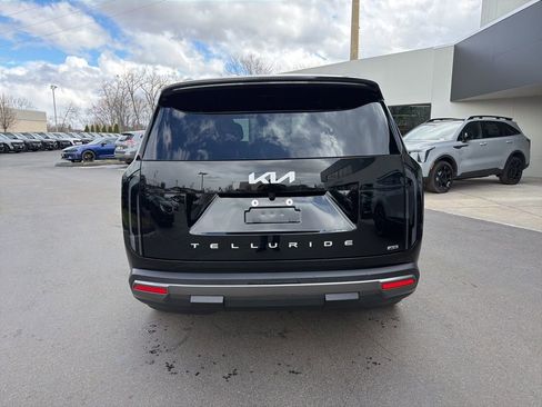 New 2027 Kia Telluride S image 7