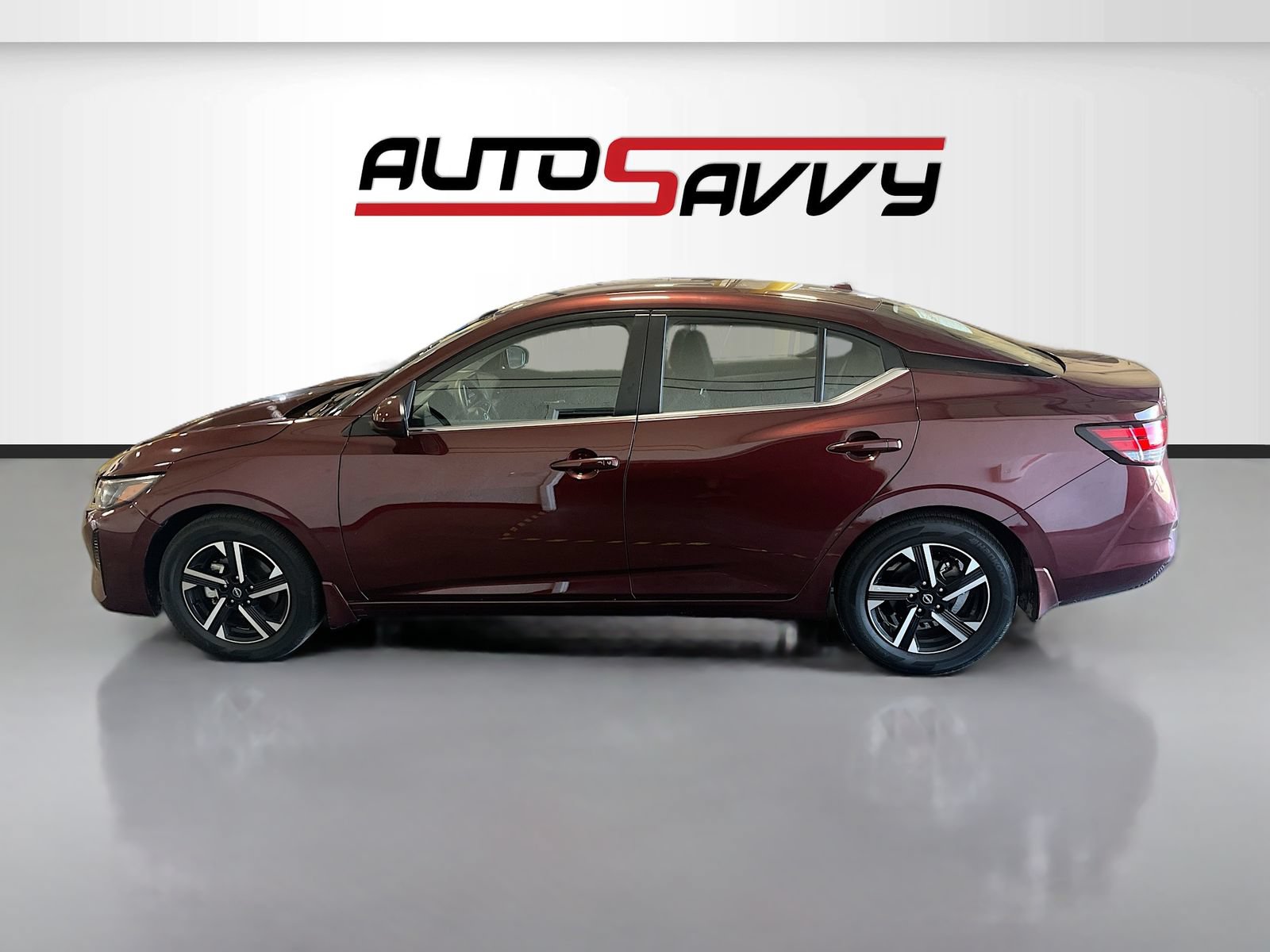 Used 2025 Nissan Sentra SV w/ All-Weather Package FWD image 4