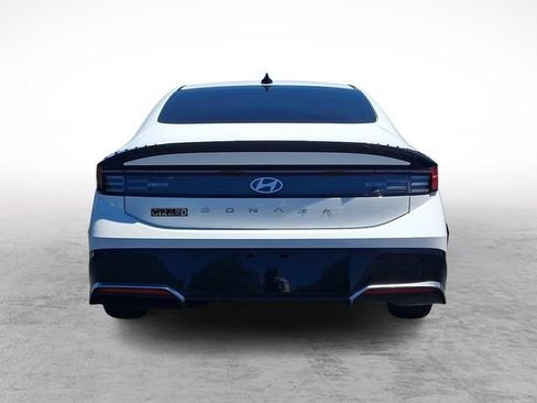 Used 2025 Hyundai Sonata SEL FWD image 5