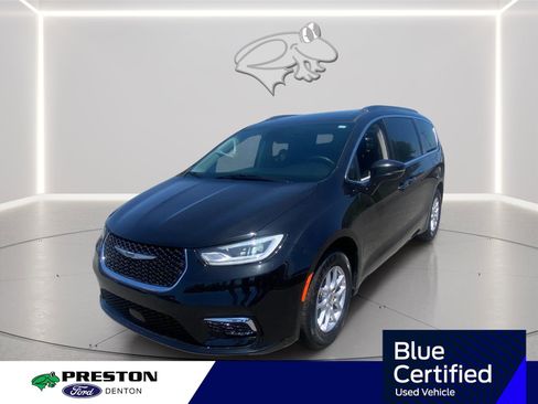 Used 2022 Chrysler Pacifica Touring-L FWD image 1
