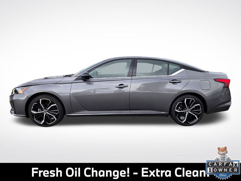 Used 2024 Nissan Altima 2.5 SR w/ SR Premium Package FWD image 4