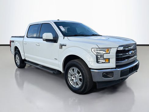Used 2017 Ford F150 Lariat w/ Equipment Group 501A Mid AWD/4WD image 2