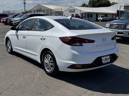 Used 2019 Hyundai Elantra ECO w/ Cargo Package FWD image 3