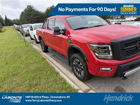 Used 2023 Nissan Titan PRO-4X w/ Pro-4x Convenience Package AWD/4WD image 1