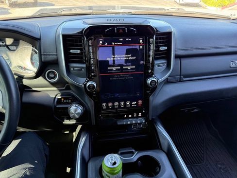 Used 2021 RAM 1500 Laramie RWD image 9