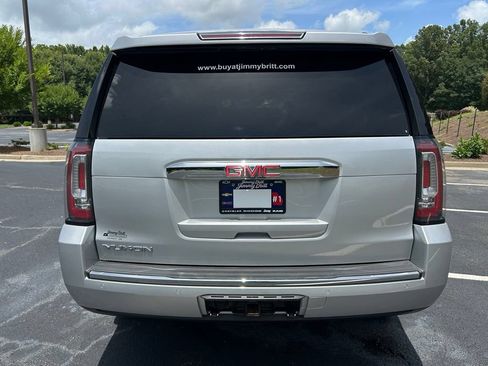 Used 2018 GMC Yukon Denali w/ Open Road Package AWD/4WD image 23