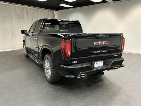 New 2026 GMC Sierra 1500 Denali w/ Technology Package AWD/4WD image 3