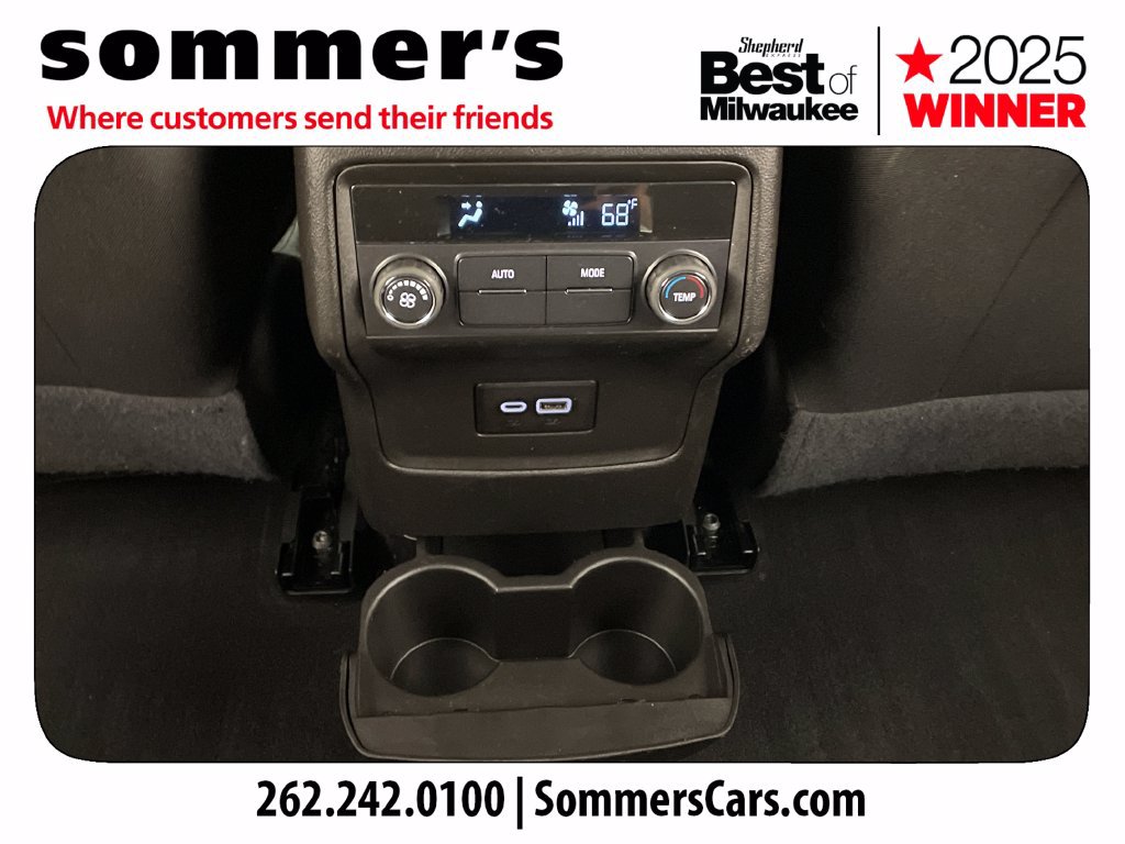 Used 2023 GMC Acadia SLE FWD image 22
