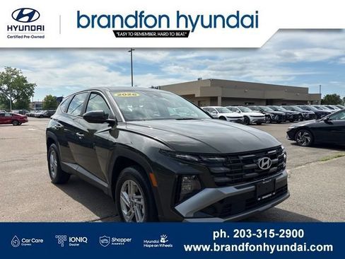 Certified 2026 Hyundai Tucson SE AWD/4WD image 1