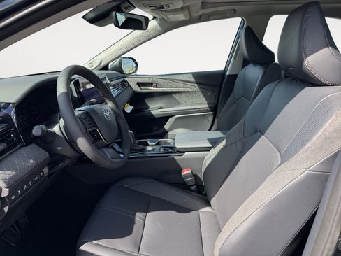 New 2026 Toyota Camry XLE AWD/4WD image 12