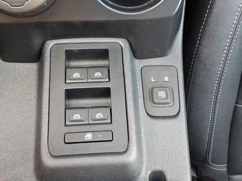 New 2026 Ford Bronco Badlands image 23