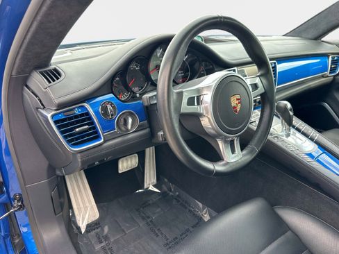 Used 2015 Porsche Panamera GTS image 22