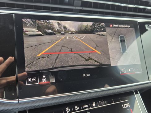 New 2026 Audi SQ7 Premium Plus AWD/4WD image 22