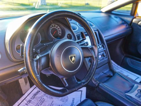 Used 2005 Lamborghini Gallardo image 25