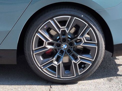 New 2026 BMW 530i xDrive AWD/4WD image 14