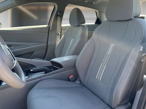 Certified 2023 Hyundai Elantra SEL FWD image 7