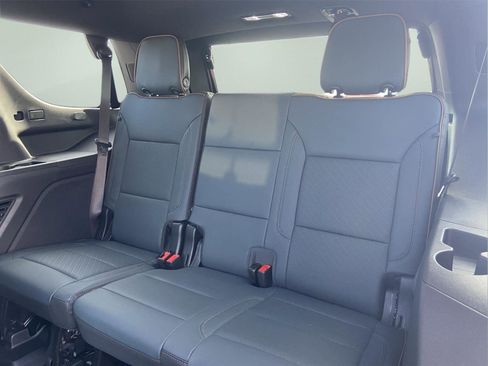 Used 2026 GMC Yukon AT4 AWD/4WD image 14