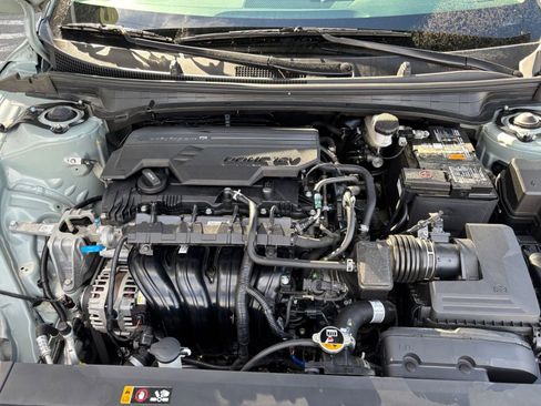 Used 2025 Kia K4 LXS image 31