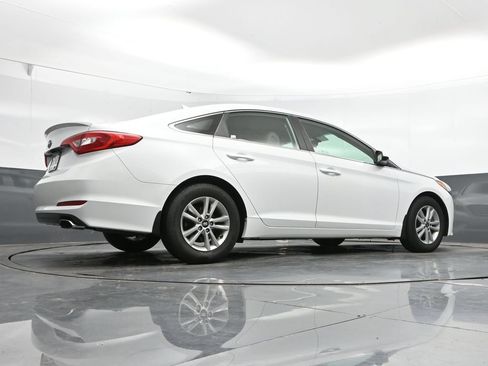 Used 2016 Hyundai Sonata SE FWD image 39