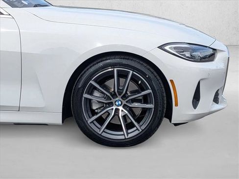 Certified 2024 BMW 430i Convertible w/ Premium Package image 22