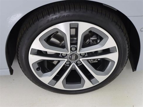 Certified 2025 Audi A3 2.0T Premium Plus w/ Premium Plus Package image 9