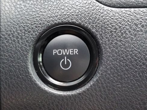 Used 2025 Toyota Camry LE FWD image 25