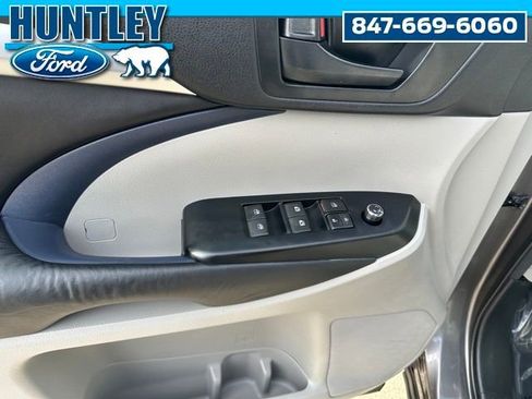 Used 2016 Toyota Highlander Plus image 22