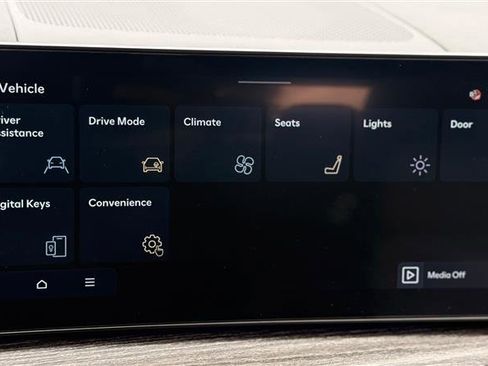 Used 2024 Hyundai Santa Fe Limited image 39