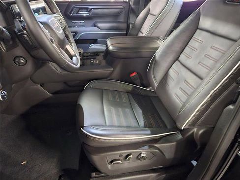 Used 2024 GMC Sierra 1500 AT4X image 15