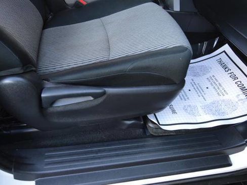 Used 2016 Toyota 4Runner 4WD image 29