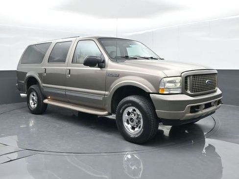 Used 2003 Ford Excursion Limited image 2