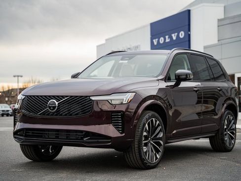 New 2026 Volvo XC90 B6 Ultra w/ Protection Package Premier image 3