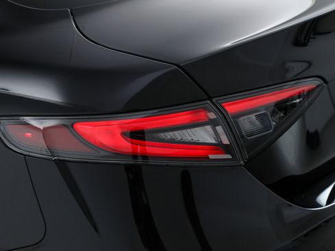 New 2025 Alfa Romeo Giulia w/ Driving Assist Package image 10