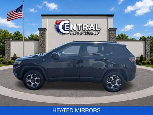 Used 2022 Jeep Compass Trailhawk w/ Trailhawk Elite Group AWD/4WD image 5