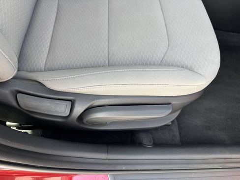 Used 2019 Hyundai Elantra SEL FWD image 43