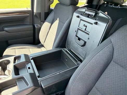 Used 2024 Chevrolet Silverado 1500 LT w/ Protection Package AWD/4WD image 20