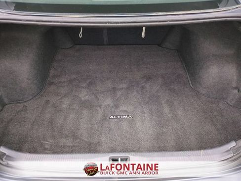 Used 2012 Nissan Altima 2.5 S FWD image 31